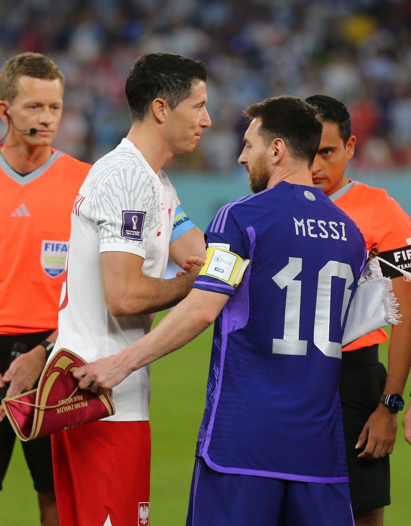 Robert Lewandowski a dezvăluit ce i-a spus lui Leo Messi după ce argentinianul l-a lăsat cu mâna întinsă_14