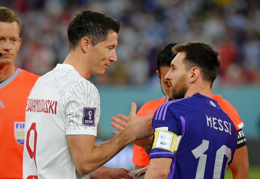 Robert Lewandowski a dezvăluit ce i-a spus lui Leo Messi după ce argentinianul l-a lăsat cu mâna întinsă_15