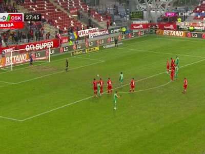 GOOOL Sepsi! Oaspeții obțin o lovitură de pedeapsă în urma unui fault al lui Claudiu Keșeru asupra... GOOOL Sepsi! Oaspeții obțin o lovitură de pedeapsă în urma unui fault al lui Claudiu Keșeru asupra..._2883