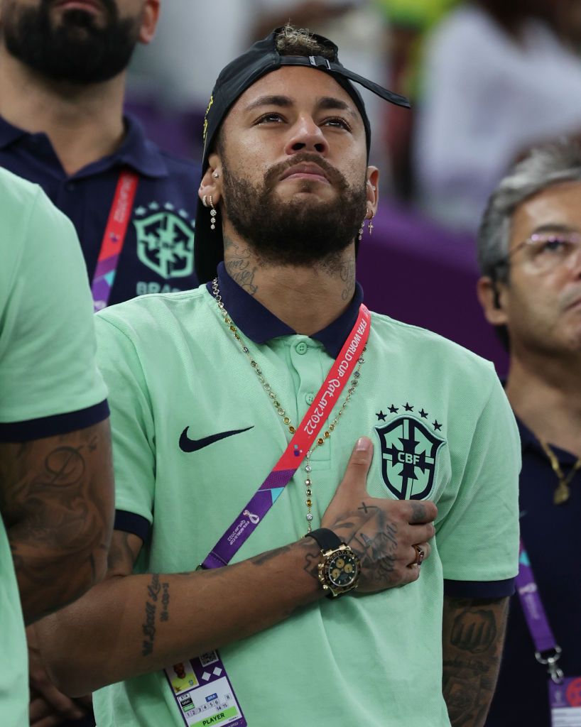 Cum a fost surprins Neymar în tribune, la meciul dintre Camerun și Brazilia_11