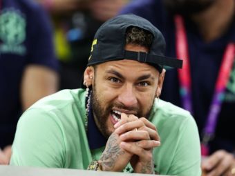 
	Cum a fost surprins Neymar în tribune, la meciul dintre Camerun și Brazilia
