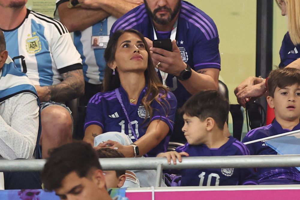 Lionel Messi, susținut de familie la meciul cu Australia. Imagini spectaculoase cu Antonela Roccuzzo și rudele argentinanului_3