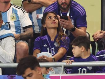 
	Lionel Messi, susținut de familie la meciul cu Australia. Imagini spectaculoase cu Antonela Roccuzzo și rudele argentinanului

