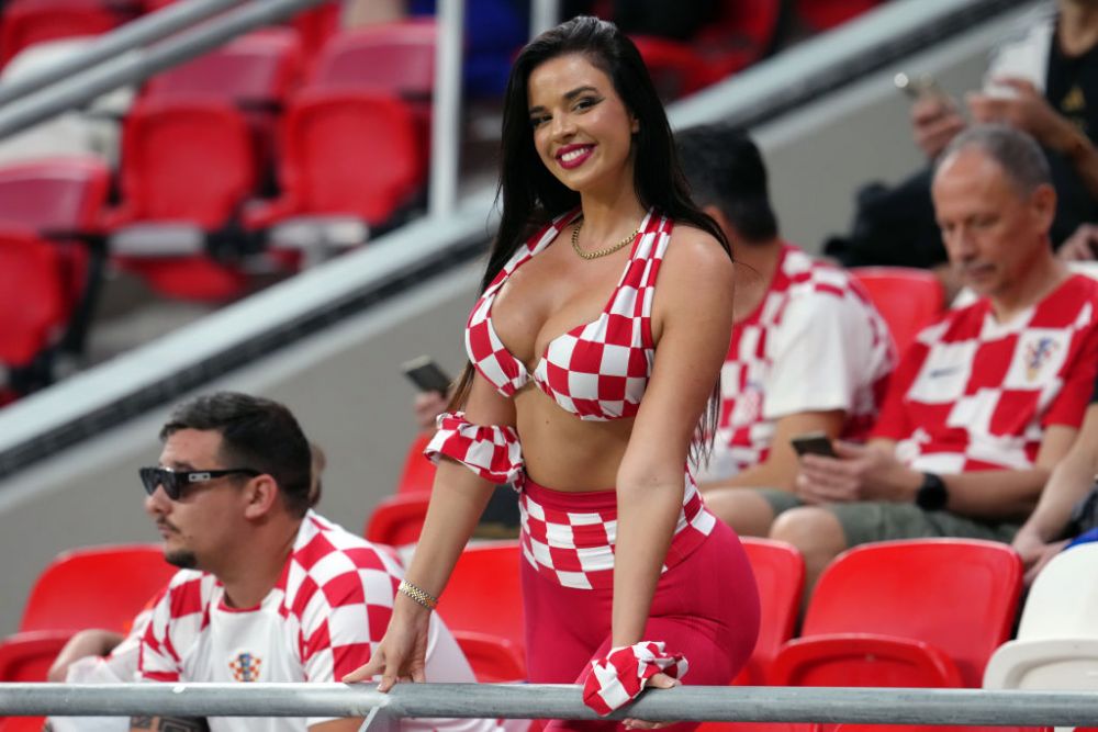 ”Miss Croația” a stârnit controverse la Mondial! Motivul pentru care a fost fotografiată de mai mulți qatarezi_13