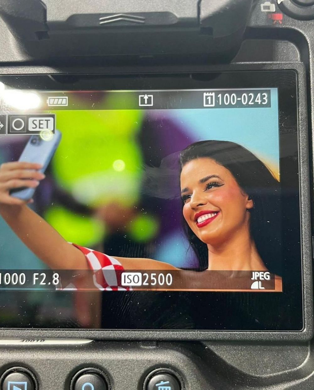 ”Miss Croația” a stârnit controverse la Mondial! Motivul pentru care a fost fotografiată de mai mulți qatarezi_23