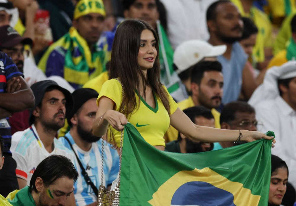 Braziliencele au făcut show în tribune la meciul cu Coreea de Sud!_7