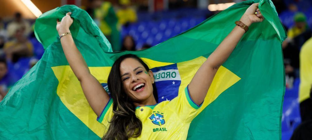 Braziliencele au făcut show în tribune la meciul cu Coreea de Sud!