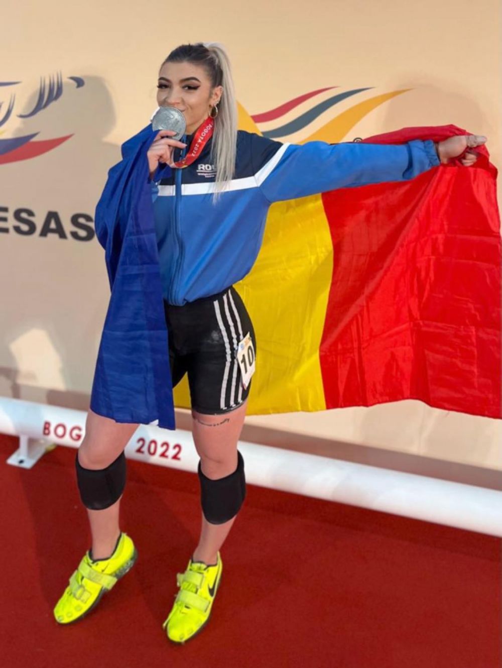Românca Mihaela Cambei, una dintre cele mai sexy sportive, vicecampioană mondială la haltere! ”This girl is incredible”_5