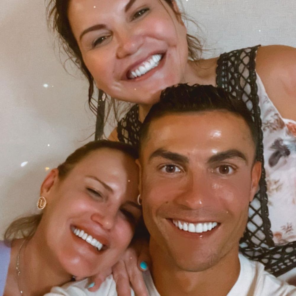 Comentariul făcut de sora lui Cristiano Ronaldo după ce fotbalistul a fost lăsat pe bancă în meciul cu Elveția_4