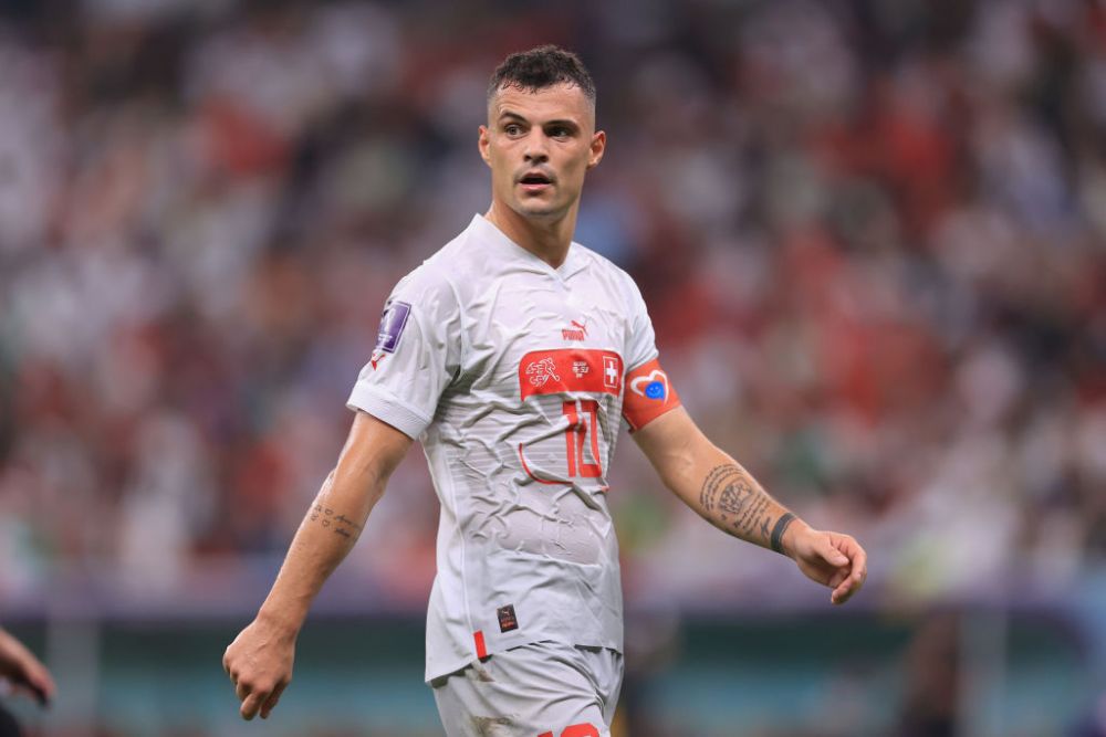 O jurnalistă l-a criticat aspru pe Granit Xhaka pentru gestul grosolan făcut la meciul cu Serbia. Cum a reacționat tatăl acestuia_3
