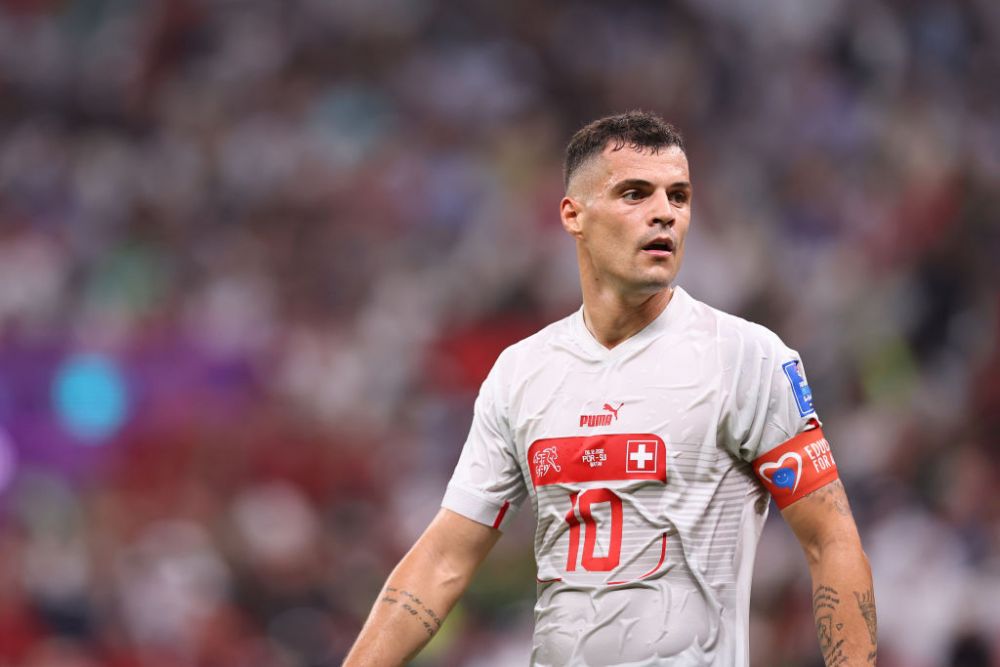 O jurnalistă l-a criticat aspru pe Granit Xhaka pentru gestul grosolan făcut la meciul cu Serbia. Cum a reacționat tatăl acestuia_4