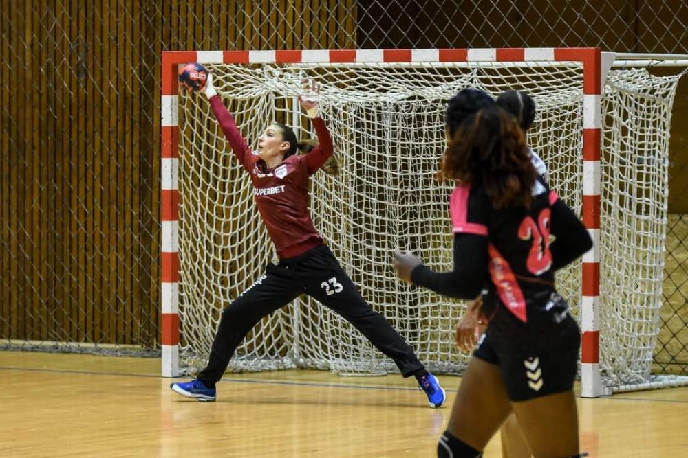 Rapid, victorie lejeră cu Minaur Baia Mare. Gloria Buzău rămâne lider în clasamentul Ligii Naționale de handbal feminin_1