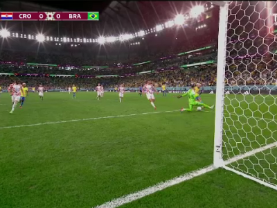 Ocazie Brazilia! Neymar scapă din nou singur cu Livakovic, dar portarul croat respinge uluitor cu... Ocazie Brazilia! Neymar scapă din nou singur cu Livakovic, dar portarul croat respinge uluitor cu..._3216