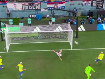 GOOOL Brazilia! Neymar străpunge apărarea croaților, îl driblează pe Livakovic și deschide scorul... GOOOL Brazilia! Neymar străpunge apărarea croaților, îl driblează pe Livakovic și deschide scorul..._3219