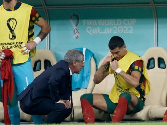 
	&quot;Lăsați-l în pace&quot;! Fernando Santos îl apără pe Cristiano Ronaldo după ce s-a scris că a vrut să plece din Qatar&nbsp;
