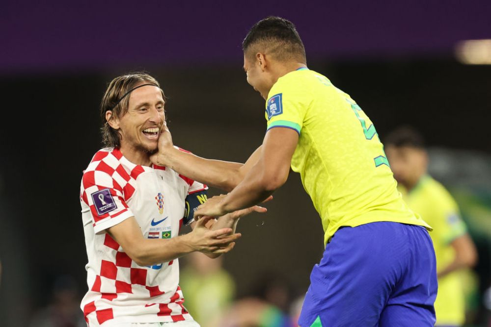 Momentul care s-a viralizat în timp record! Ce au făcut Casemiro și Luka Modric la pauza meciului Croația - Brazilia_11