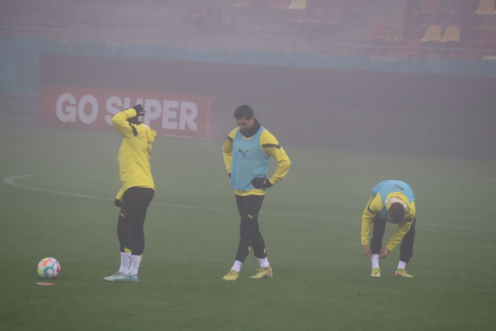 Borussia Dortmund, băgată în ceață pe Arena Națională. Autocarul germanilor, întârziat în traficul din București  _36
