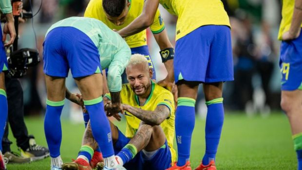 
	&bdquo;Sunt mereu cu tine și te iubesc!&rdquo; Neymar a făcut publice mesajele brazilienilor după ce au fost eliminați de la Cupa Mondială
