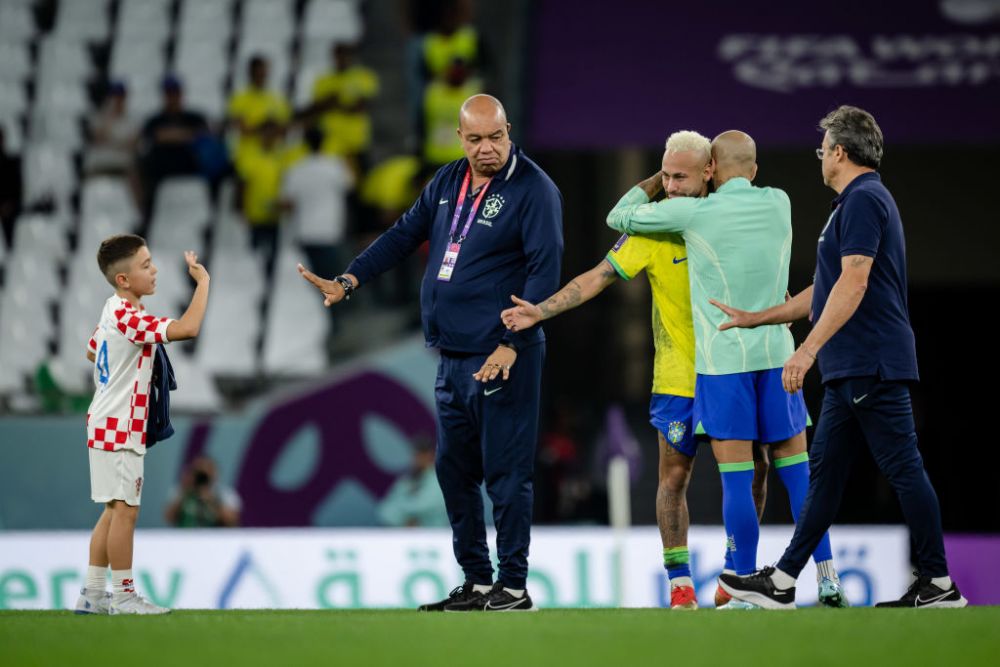 Cine e puștiul croat care l-a consolat pe Neymar chiar pe gazon, după eliminarea Braziliei de la Cupa Mondială_6
