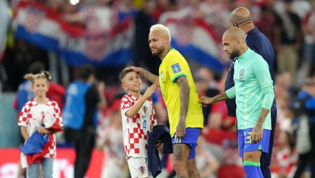 
	Cine e puștiul croat care l-a consolat pe Neymar chiar pe gazon, după eliminarea Braziliei de la Cupa Mondială
