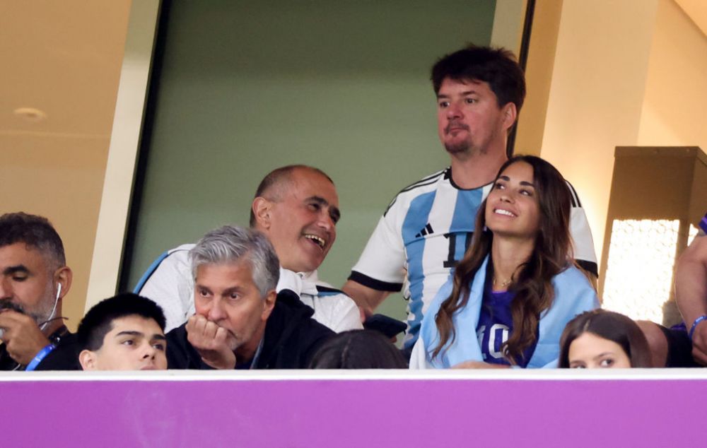 De la agonie la extaz! Cum a trăit soția lui Leo Messi meciul ”de infarct” dintre Olanda și Argentina_14