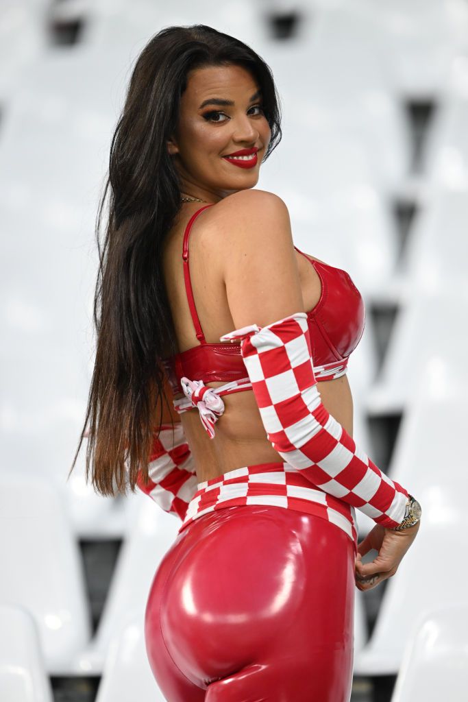”Miss Croația” a reacționat, după ce s-a zvonit că ar fi gata să se dezbrace pentru Modric&Co._6