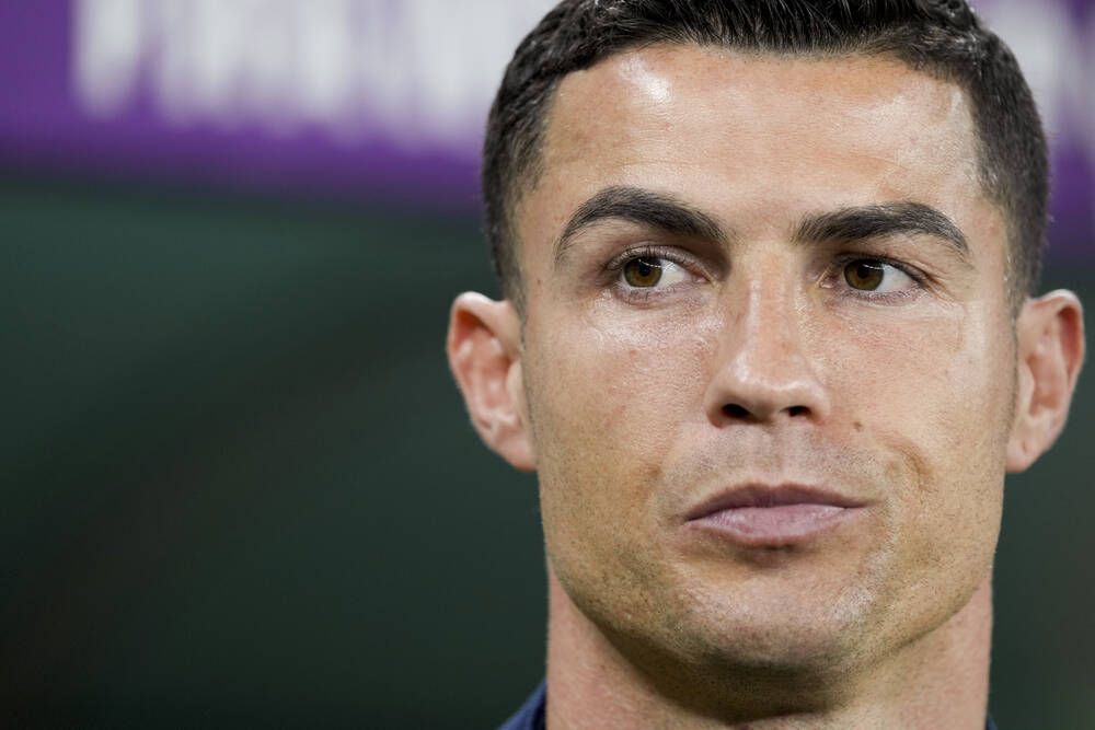 Gust amar? Cristiano Ronaldo, surprins de fotoreporteri în timpul meciului Portugalia - Maroc_1