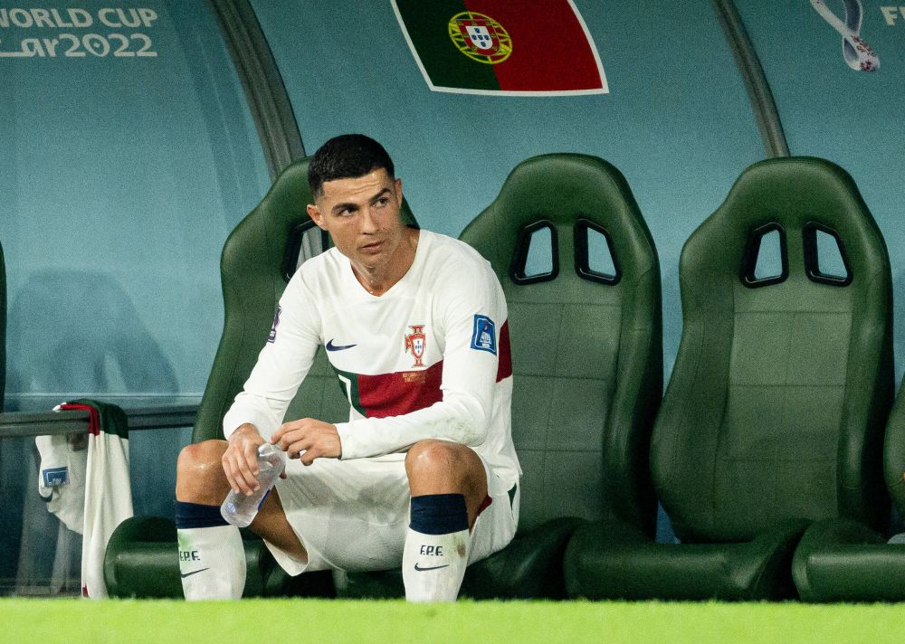 Gust amar? Cristiano Ronaldo, surprins de fotoreporteri în timpul meciului Portugalia - Maroc_9