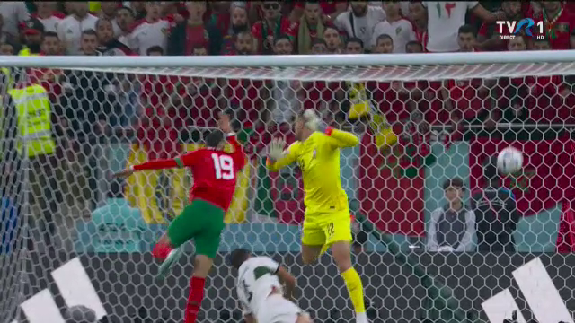 Sigur l-a făcut gelos pe CR7! En-Nesyri a înscris un gol magnific în Maroc - Portugalia, după ce s-a înălțat ca un vultur în fața lui Diogo Costa_64