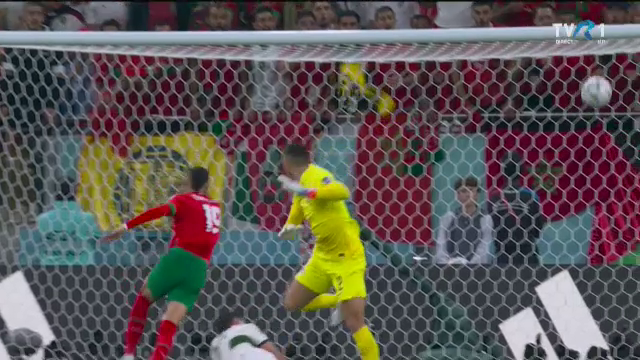 Sigur l-a făcut gelos pe CR7! En-Nesyri a înscris un gol magnific în Maroc - Portugalia, după ce s-a înălțat ca un vultur în fața lui Diogo Costa_65