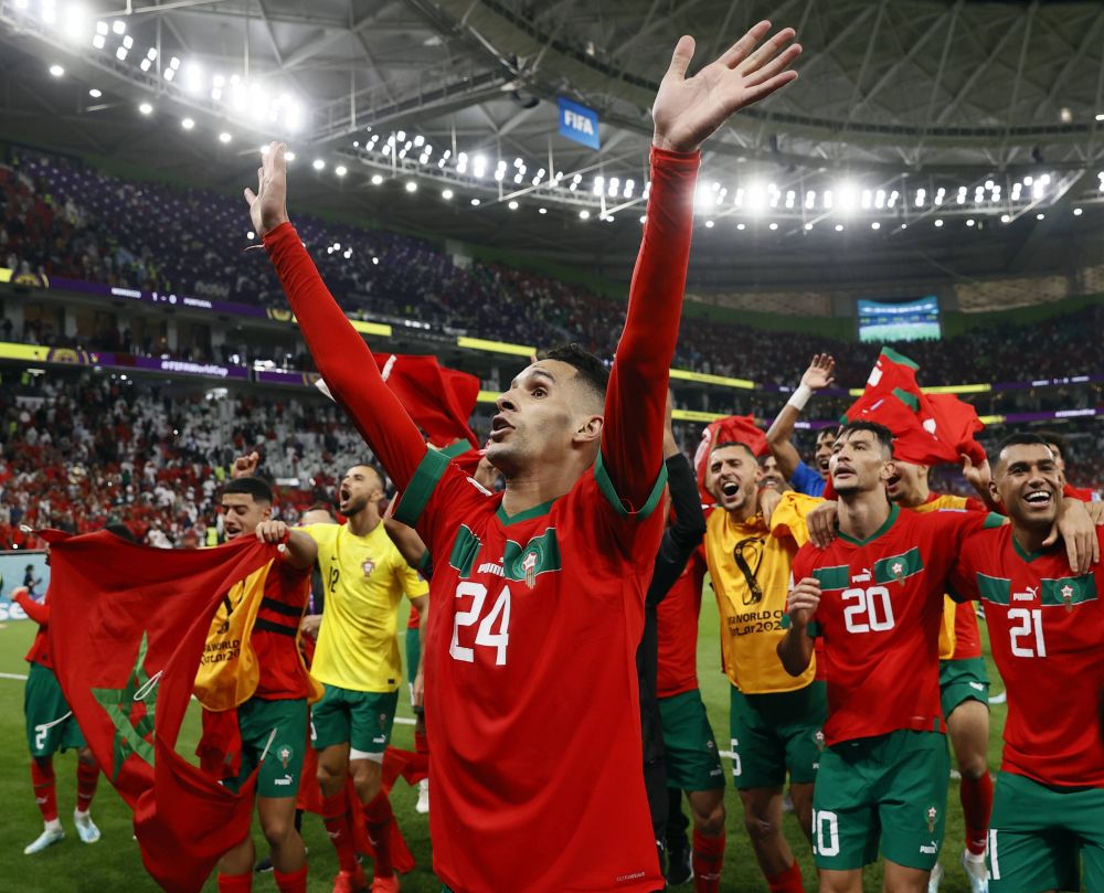 Imaginile bucuriei! Marocanii, mai fericiți ca niciodată după ce naționala a eliminat-o pe Portugalia de la Mondialul din Qatar_7