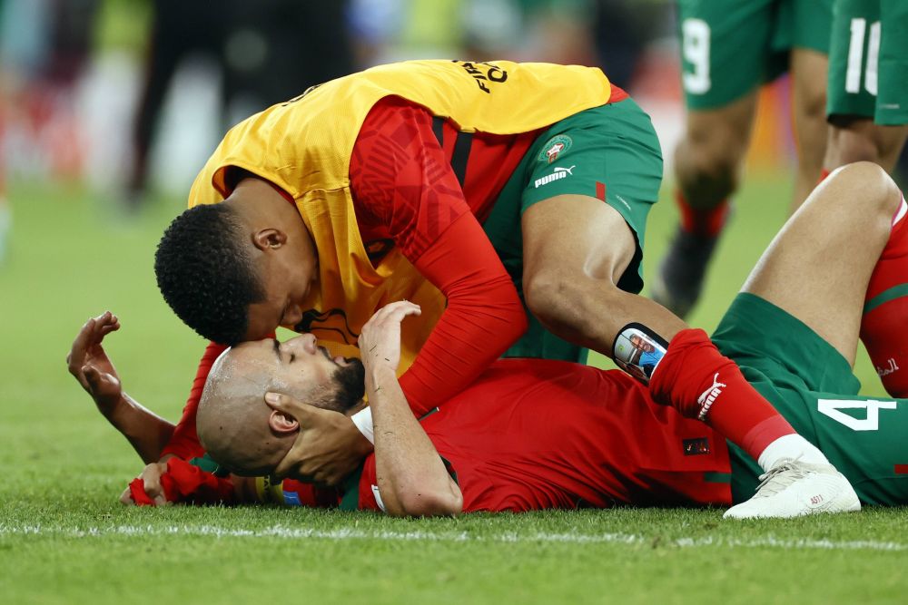 „Meci eroic!” / „Leii au făcut-o”. Reacția presei din Maroc după calificarea istorică a naționalei în semifinalele Mondialului din Qatar_5
