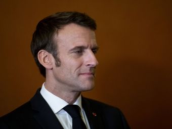 
	Ce onoare! Președintele Emmanuel Macron va fi prezent la semifinalele Franței de la Mondial. Ce oficial francez va mai asista la meci
