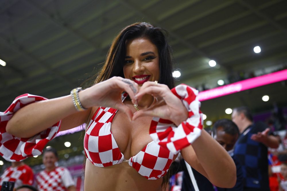 Miss Croația a reacționat, după ce a fost ”taxată” de forțele de ordine la ultimul meci din Qatar_1