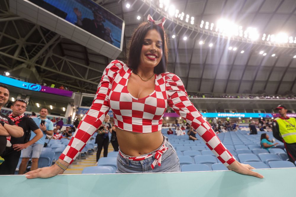 Miss Croația a reacționat, după ce a fost ”taxată” de forțele de ordine la ultimul meci din Qatar_3