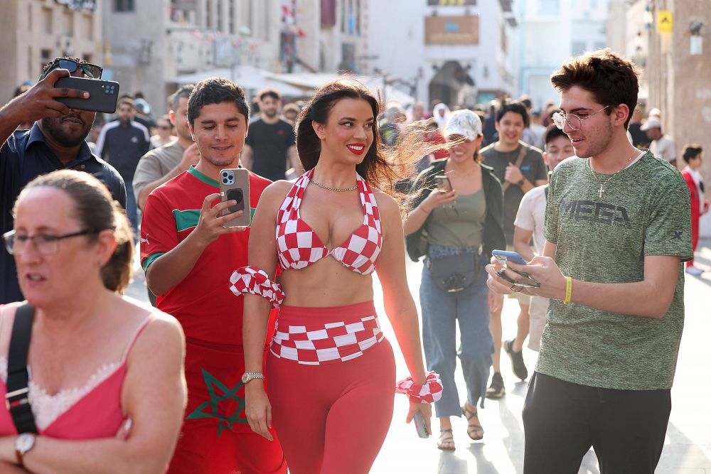 Miss Croația a reacționat, după ce a fost ”taxată” de forțele de ordine la ultimul meci din Qatar_9