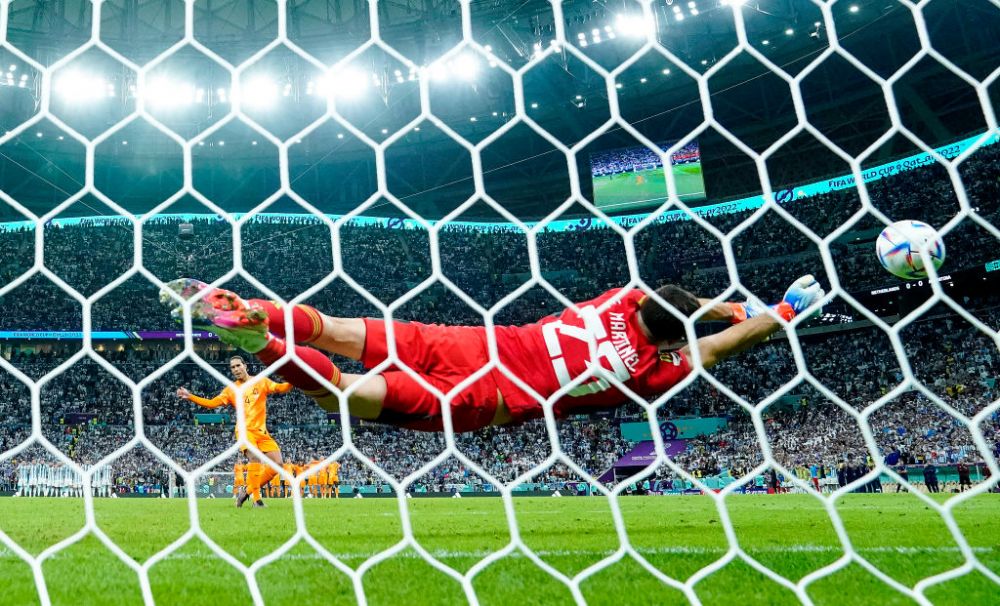Portarul Argentinei, Emiliano Martinez, riscă să fie suspendat de la Cupa Mondială după meciul cu Olanda _2
