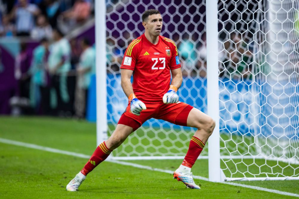 Portarul Argentinei, Emiliano Martinez, riscă să fie suspendat de la Cupa Mondială după meciul cu Olanda _3