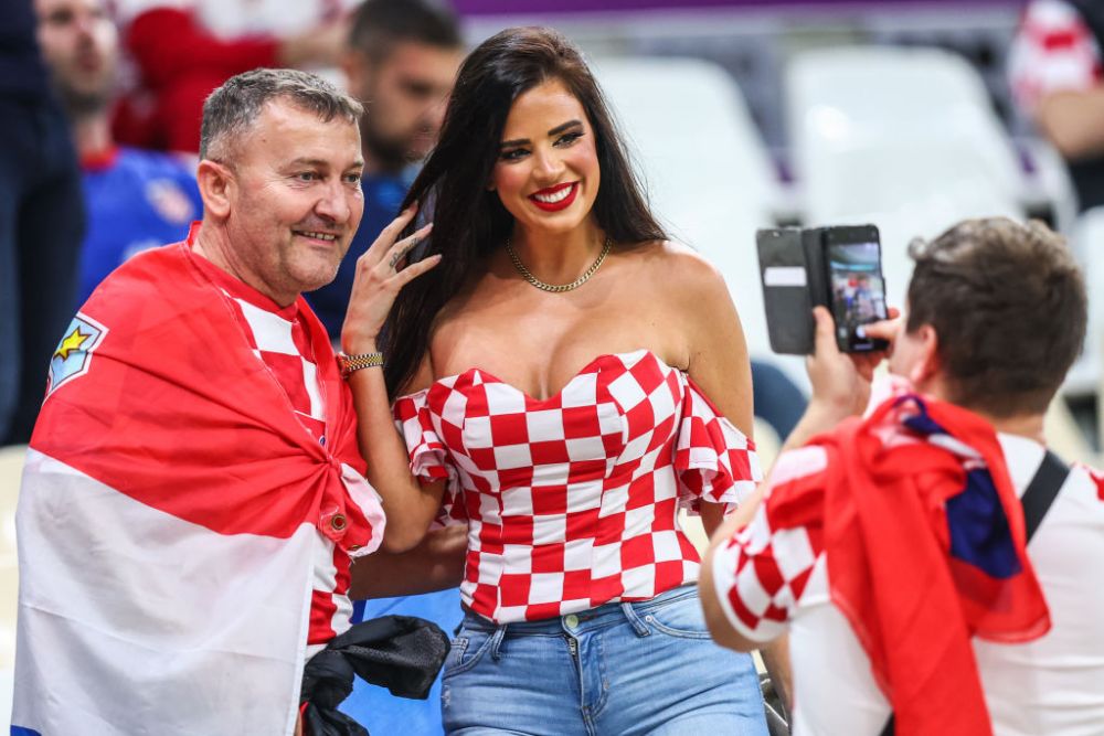 Miss Croația a surprins din nou! Cum a apărut Ivana Knoll la meciul cu Argentina_14