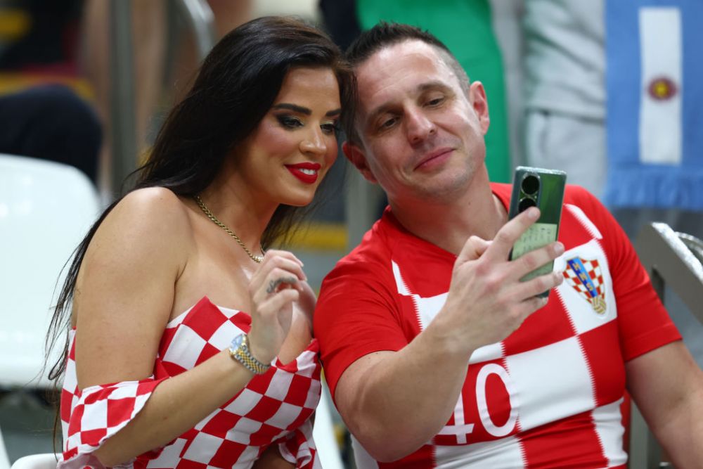 Miss Croația a surprins din nou! Cum a apărut Ivana Knoll la meciul cu Argentina_17