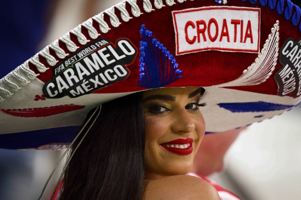 Miss Croația a surprins din nou! Cum a apărut Ivana Knoll la meciul cu Argentina_26