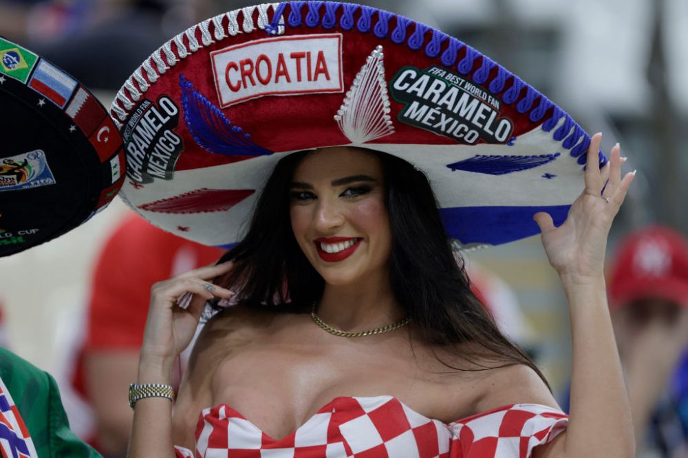 Miss Croația a surprins din nou! Cum a apărut Ivana Knoll la meciul cu Argentina_4