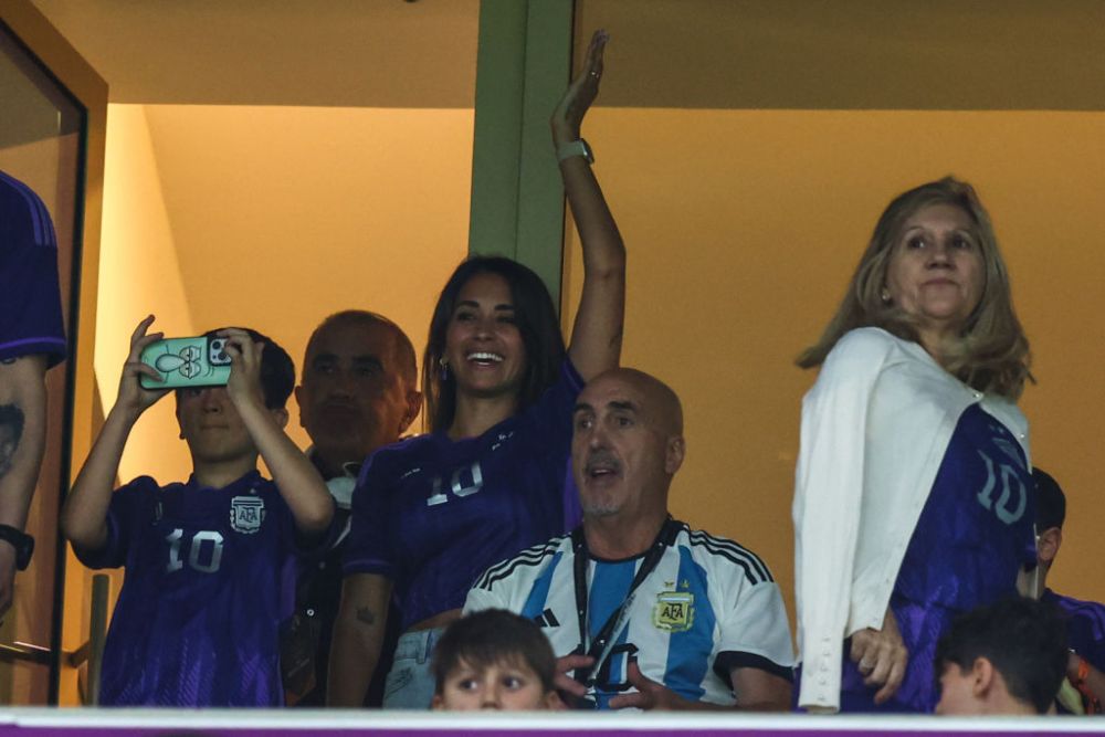Antonela Roccuzzo, suporter de lux la semifinala Argentina - Croația. Imagini spectaculoase cu familia lui Lionel Messi _2