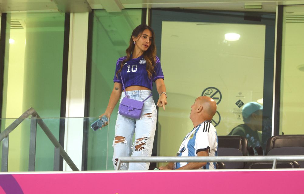 Antonela Roccuzzo, suporter de lux la semifinala Argentina - Croația. Imagini spectaculoase cu familia lui Lionel Messi _15