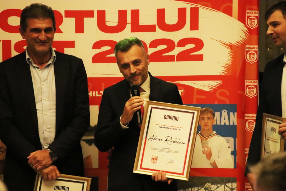 Dinamo și-a desemnat cei mai buni sportivi din 2022. Popovici, canotori și handbaliști, printre laureați_42
