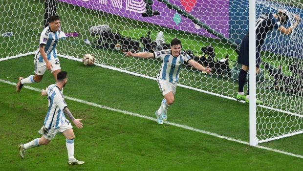 
	Cum l-a numit Gary Lineker pe Julian Alvarez, după golul splendid din Argentina - Croația
