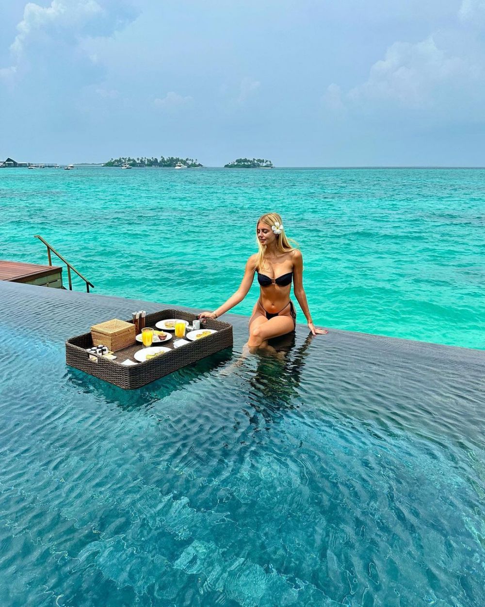 Thibaut Courtois și iubita sa model se relaxează în Maldive după Cupa Mondială. Mishel Gerzig este răvășitoare în costum de baie_26