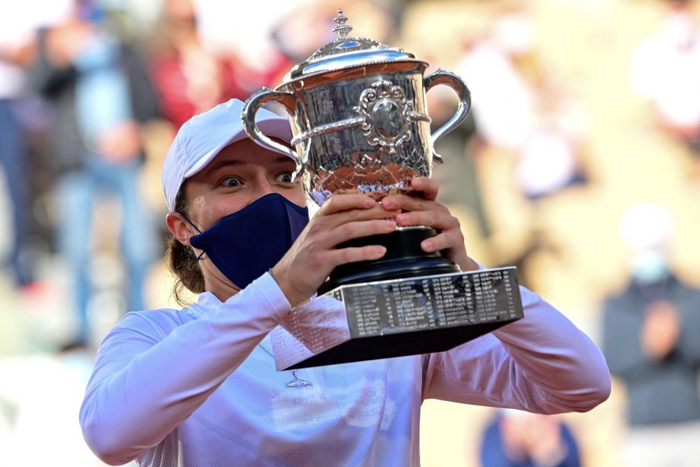 WTA și fanii au spus „nu!” Simonei Halep: cine a câștigat premiul pentru „Lovitura anului 2022”_18