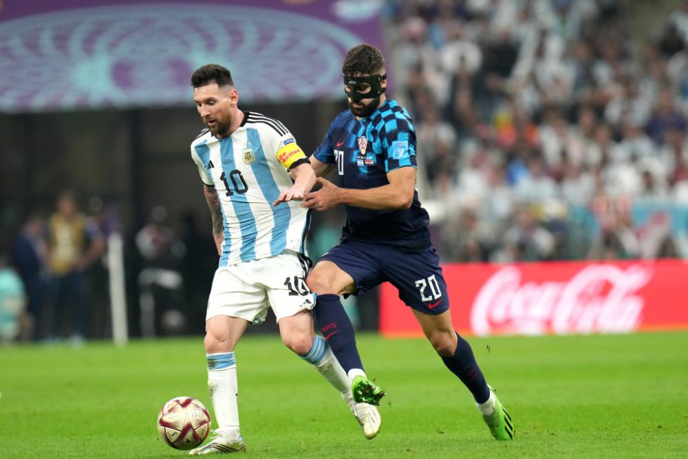 Josko Gvardiol, jucătorul pe care Leo Messi l-a 'umilit' în semifinala cu Croația, a vorbit după faza care a făcut înconjurul lumii! Ce a spus despre argentinian _1