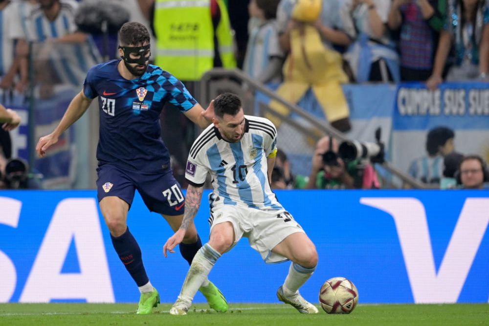 Josko Gvardiol, jucătorul pe care Leo Messi l-a 'umilit' în semifinala cu Croația, a vorbit după faza care a făcut înconjurul lumii! Ce a spus despre argentinian _5